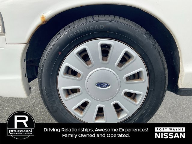 Used 2010 Ford Crown Victoria Police Interceptor RWD image 9