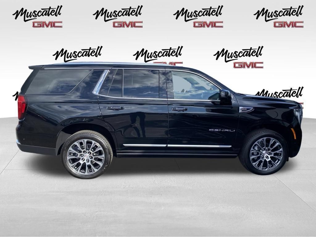 Used 2026 GMC Yukon Denali w/ Sun & Power Step Package AWD/4WD image 8