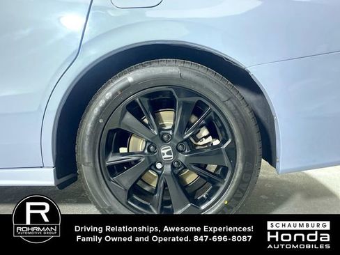 Certified 2023 Honda Odyssey Sport image 5