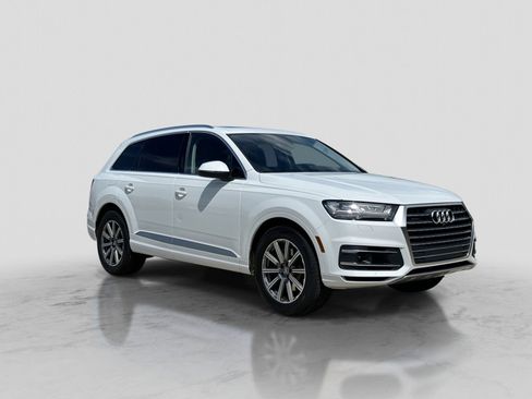 Used 2018 Audi Q7 3.0T Prestige AWD/4WD image 9