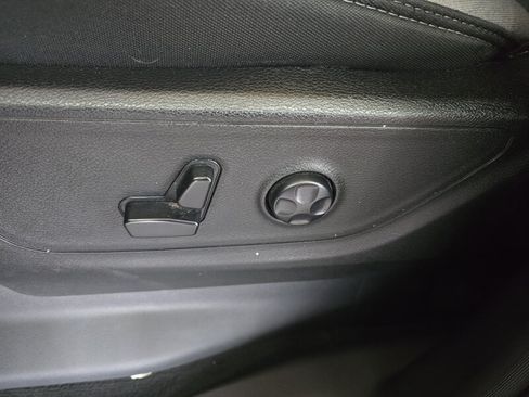 Used 2020 RAM 1500 Big Horn AWD/4WD image 20