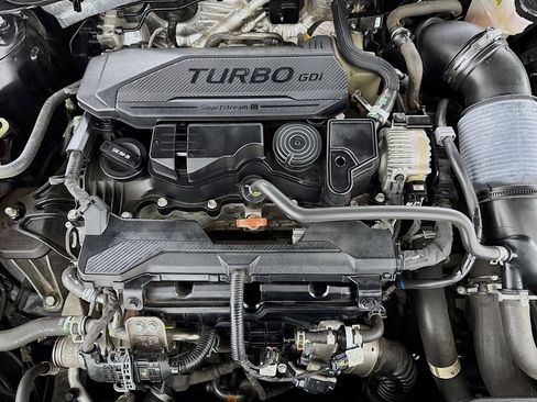 Used 2023 Kia K5 GT-Line image 38