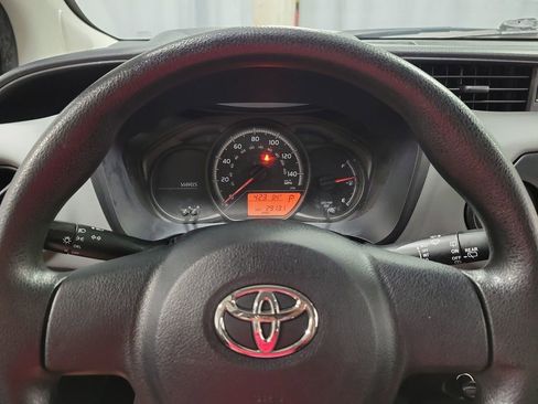 Used 2015 Toyota Yaris L FWD image 14