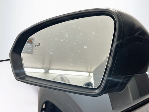Used 2025 Volkswagen Taos S AWD/4WD image 16