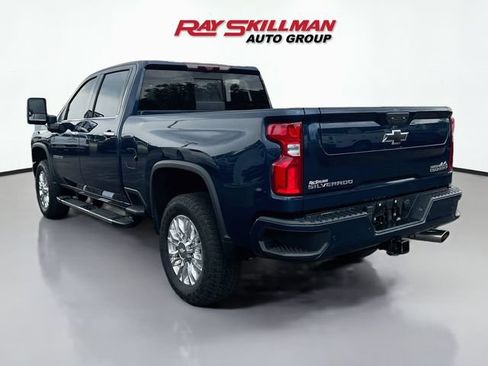 Used 2022 Chevrolet Silverado 2500 High Country w/ Z71 Off-Road Package AWD/4WD image 5