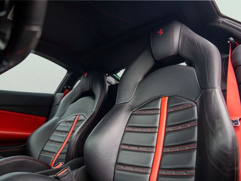 Used 2016 Ferrari 488 GTB RWD image 24