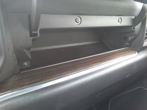 Used 2023 Chevrolet Silverado 1500 LT w/ Convenience Package II image 19