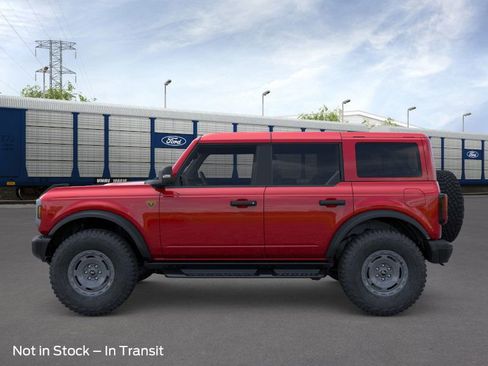 New 2025 Ford Bronco Badlands image 3