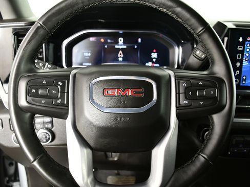 Used 2025 GMC Sierra 1500 SLT image 20