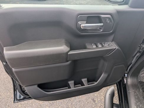 New 2026 Chevrolet Silverado 1500 Custom w/ Turbomax Blackout Package AWD/4WD image 15