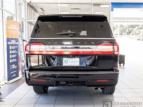 Used 2021 Lincoln Navigator L Reserve AWD/4WD image 13