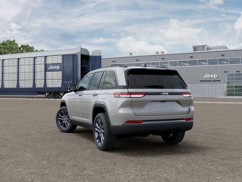 New 2026 Jeep Grand Cherokee Limited AWD/4WD image 3