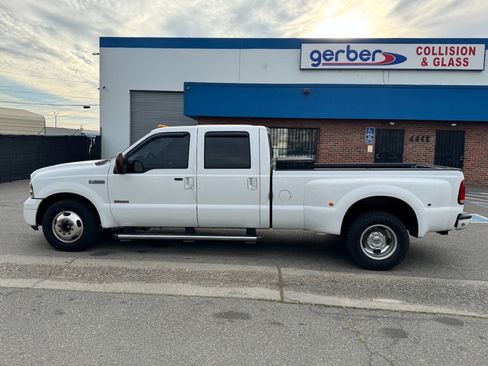 Used 2005 Ford F350 Lariat image 8