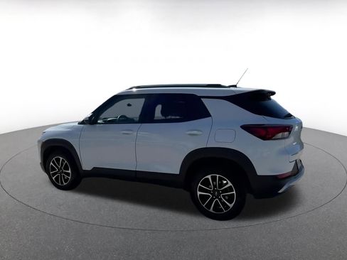 Used 2025 Chevrolet TrailBlazer LT image 10