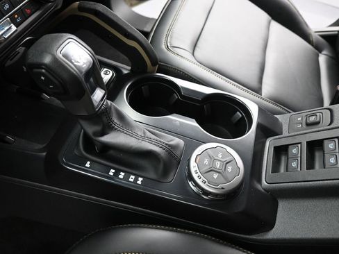 New 2026 Ford Bronco Badlands image 17