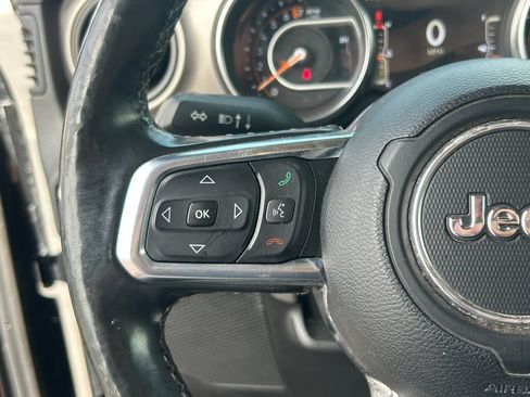 Used 2020 Jeep Gladiator Sport w/ Quick Order Package 24S AWD/4WD image 18