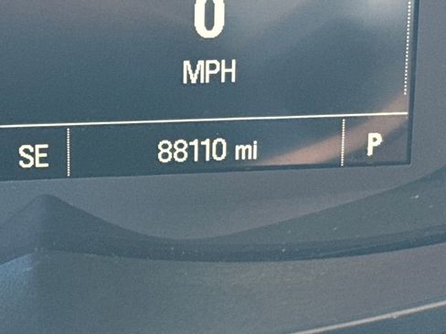 Used 2017 Chevrolet Trax LT image 17