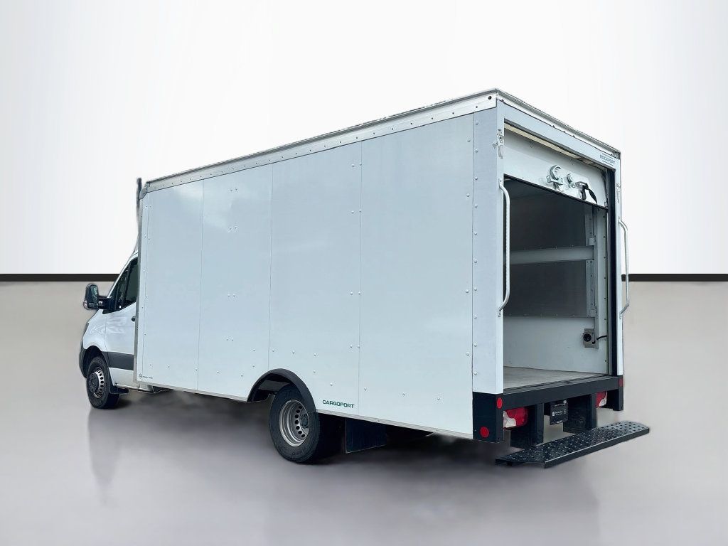Used 2025 Mercedes-Benz Sprinter 3500 image 8