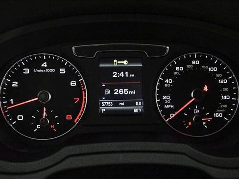 Used 2018 Audi Q3 2.0T Premium image 11