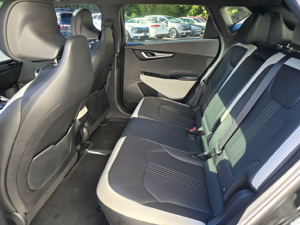 Used 2023 Kia EV6 GT-Line AWD/4WD image 10