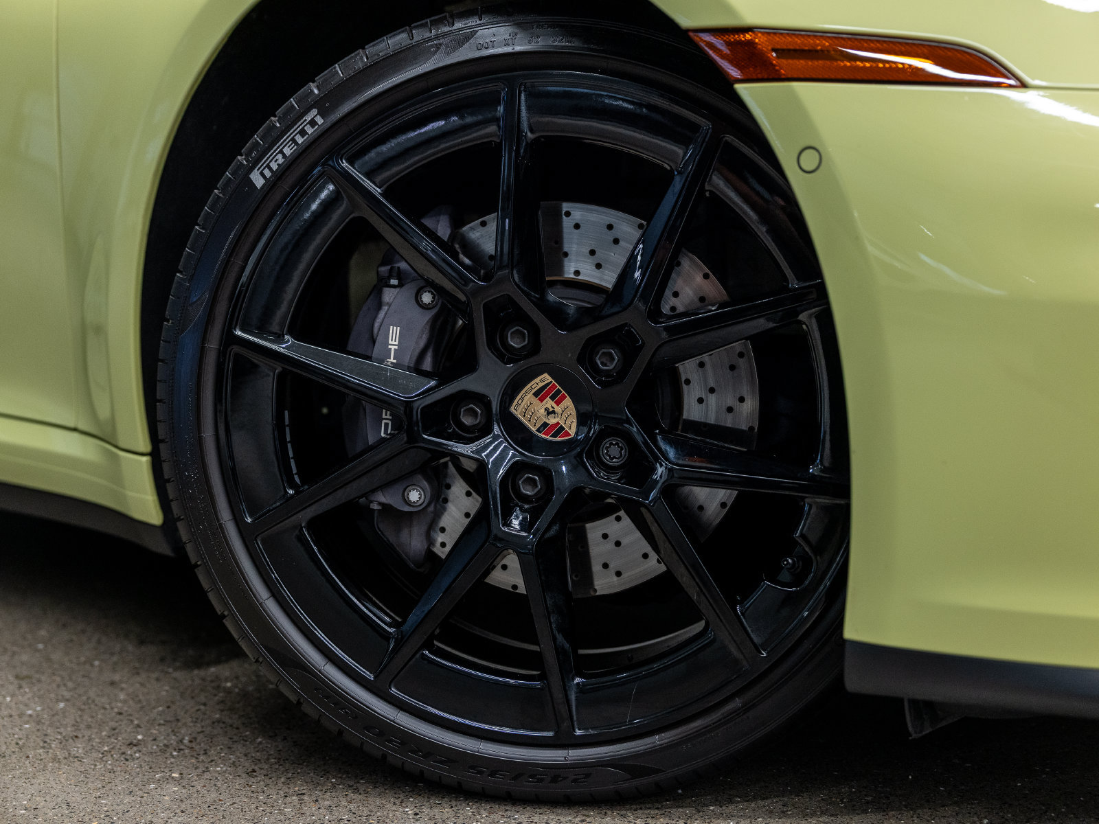 Certified 2025 Porsche 911 Carrera RWD image 12