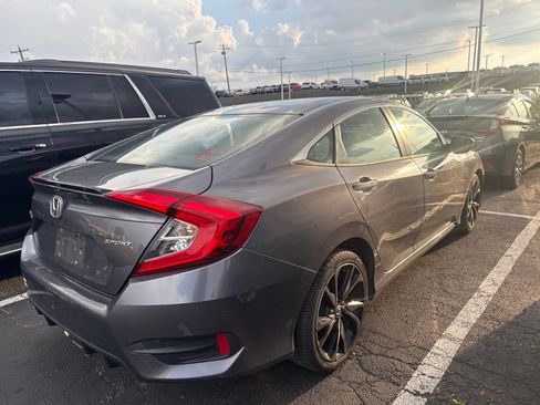Used 2019 Honda Civic Sport image 14