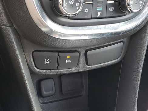 Used 2015 Buick Encore Premium w/ Experience Buick Package image 28