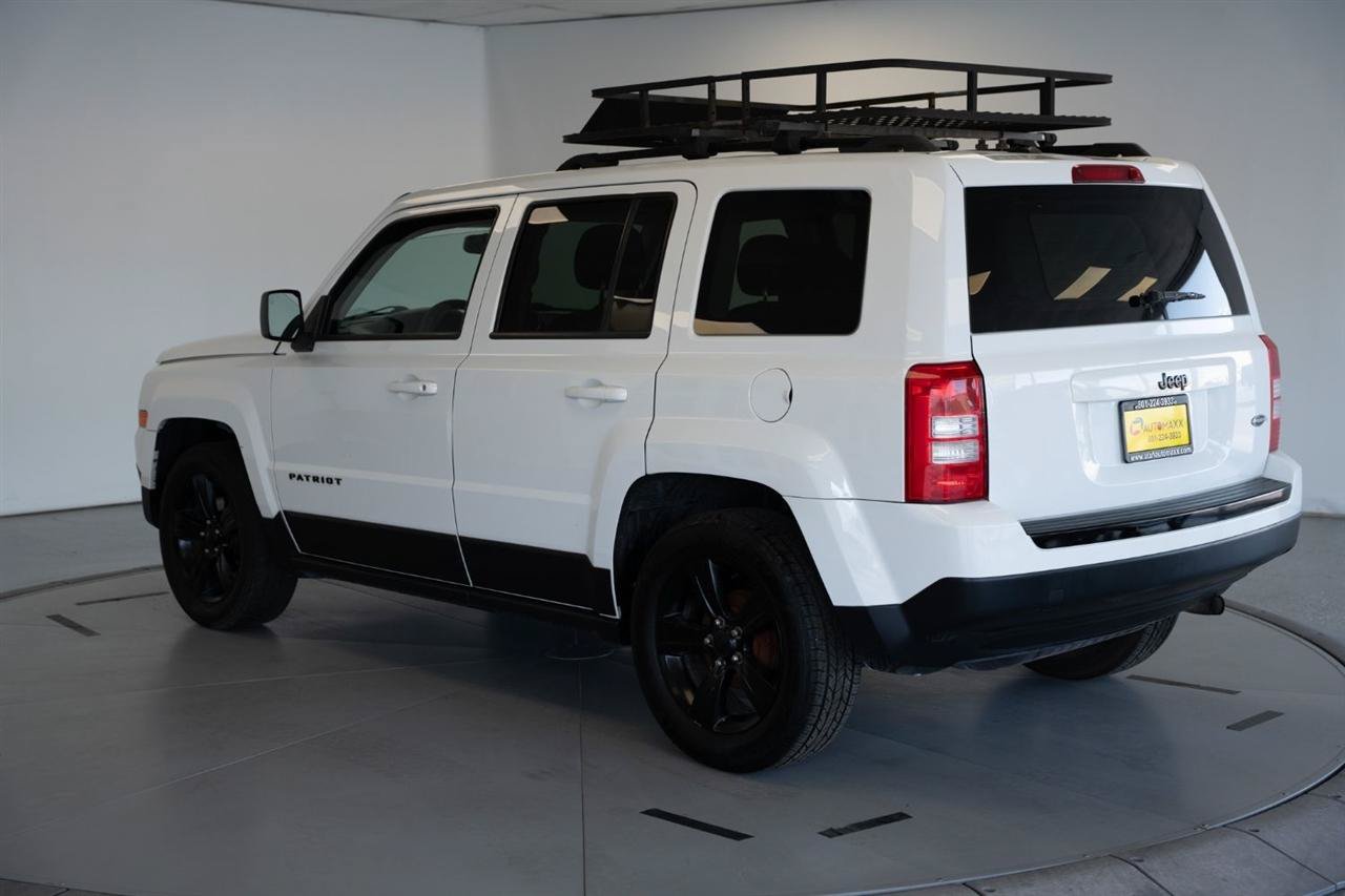 Used 2014 Jeep Patriot Sport w/ Power Value Group FWD image 6