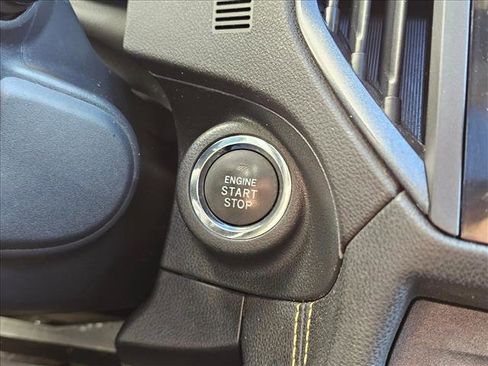 Used 2021 Subaru Crosstrek 2.5i Sport w/ Moonroof Package image 27