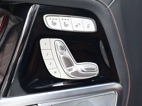 Used 2022 Mercedes-Benz G 550 image 14