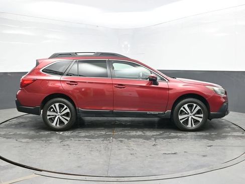 Used 2019 Subaru Outback 2.5i Limited AWD/4WD image 8