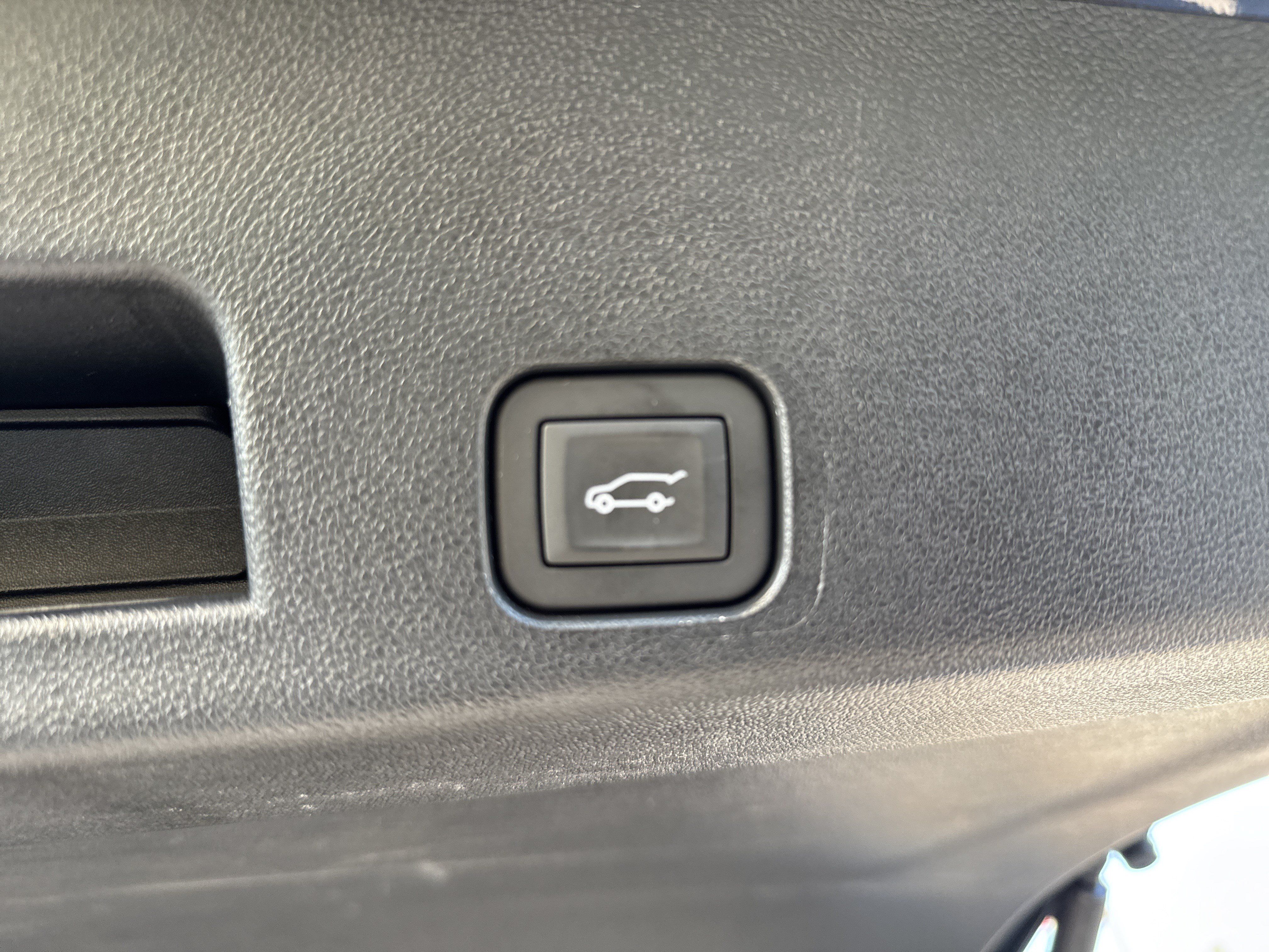 Used 2026 GMC Acadia Elevation w/ Black Edition FWD image 36