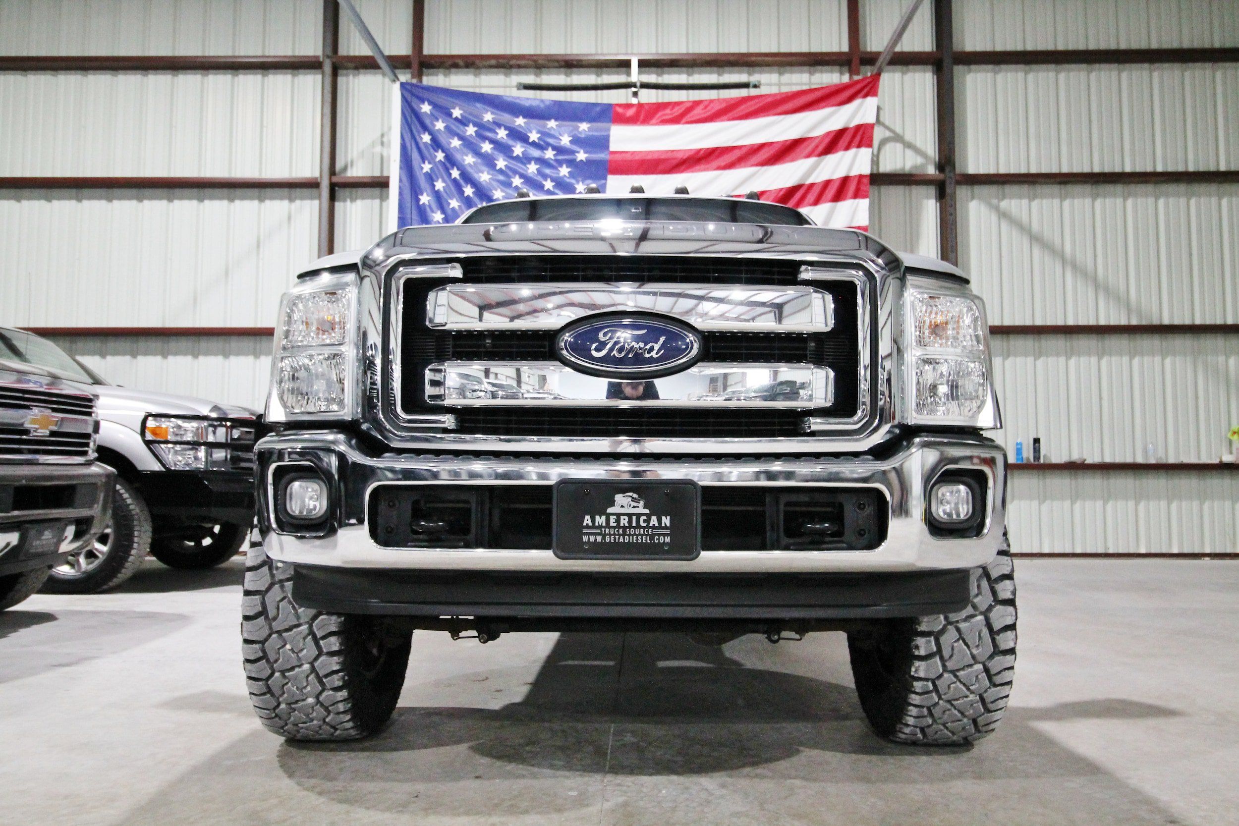 Used 2015 Ford F350 Lariat AWD/4WD image 2