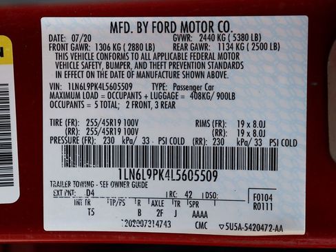 Used 2020 Lincoln Continental w/ Premium Package image 54