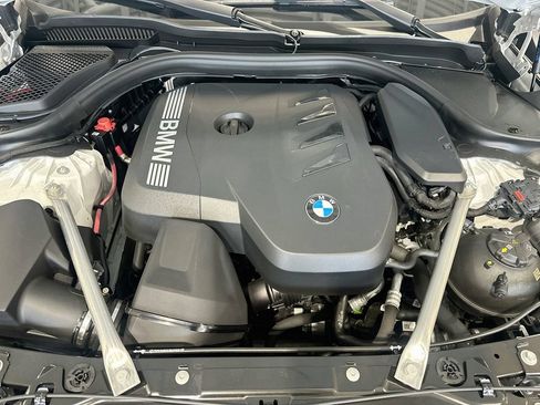 Used 2024 BMW 530i xDrive w/ Premium Package AWD/4WD image 32