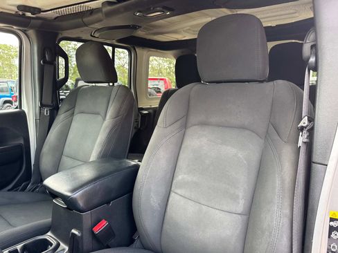 Used 2023 Jeep Wrangler Unlimited Sport AWD/4WD image 20