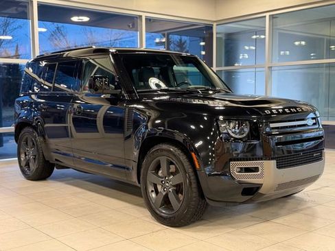 Used 2022 Land Rover Defender 110 X-Dynamic SE image 13