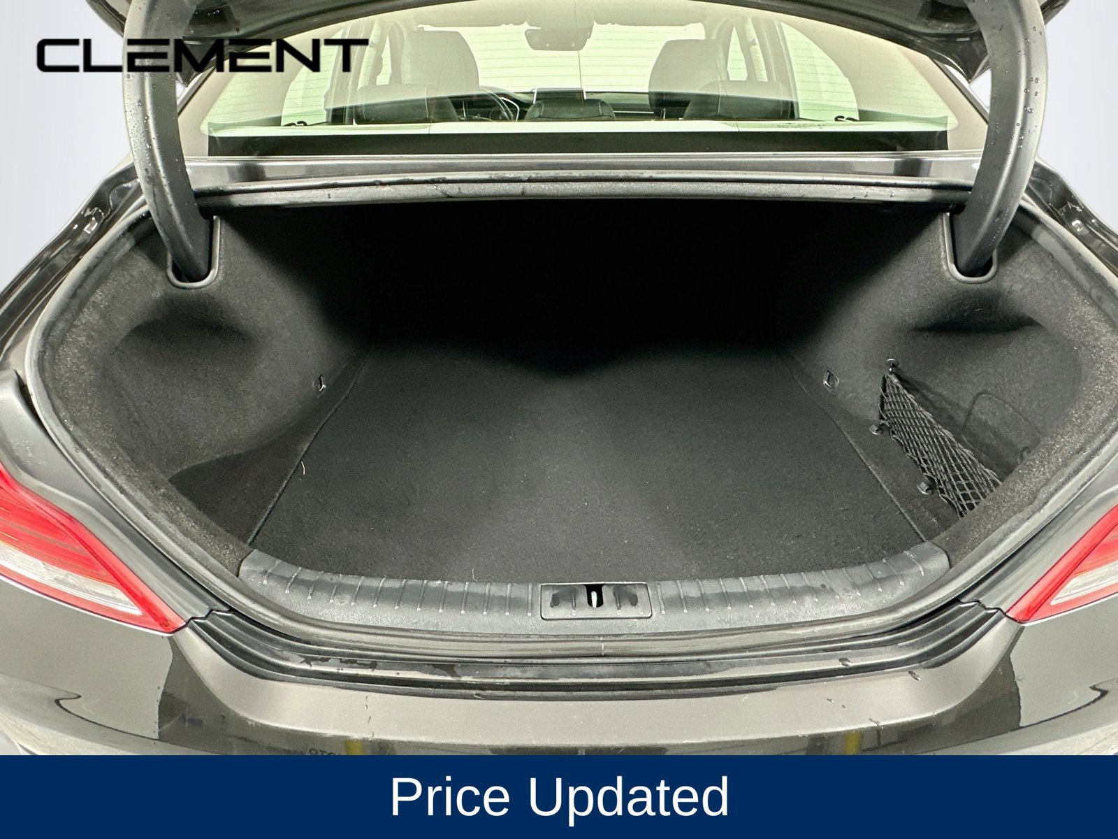 Used 2019 Genesis G70 3.3T Advanced AWD/4WD image 9