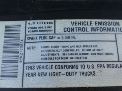 Used 2000 Chevrolet Blazer LS w/ LS Preferred Equipment Group image 3