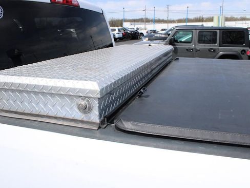 Used 2015 RAM 2500 Tradesman w/ Chrome Appearance Group AWD/4WD image 12