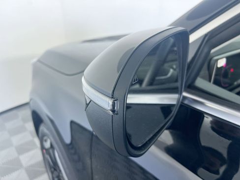 New 2025 Kia Telluride EX w/ EX Captain's Chair Package image 11