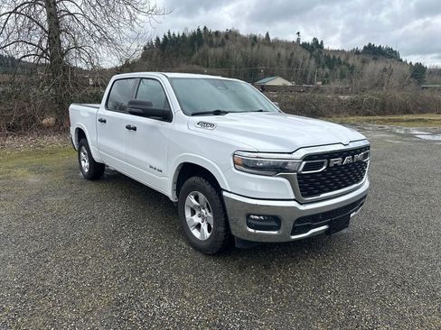 Used 2025 RAM 1500 Big Horn image 2