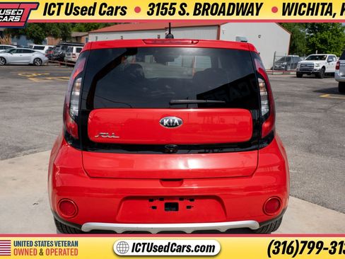 Used 2018 Kia Soul + FWD image 4