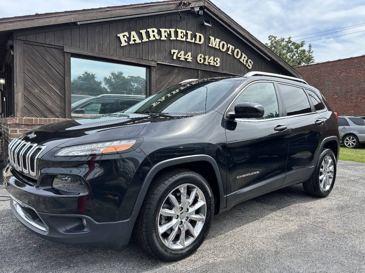 Used 2014 Jeep Cherokee Limited FWD image 1