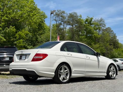 Used 2013 Mercedes-Benz C 250 Sedan image 6