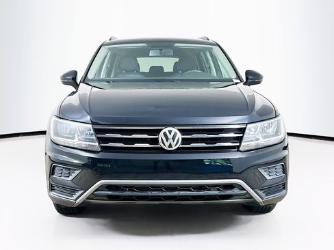 Used 2019 Volkswagen Tiguan S w/ Driver Assistance Package FWD image 2