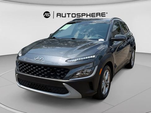 Used 2023 Hyundai Kona SEL w/ Cargo Package FWD image 3