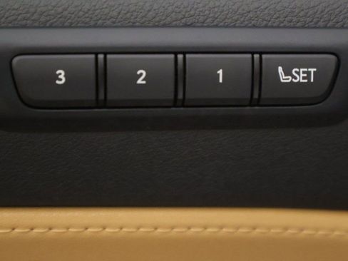 Used 2022 Lexus NX 250 FWD image 37