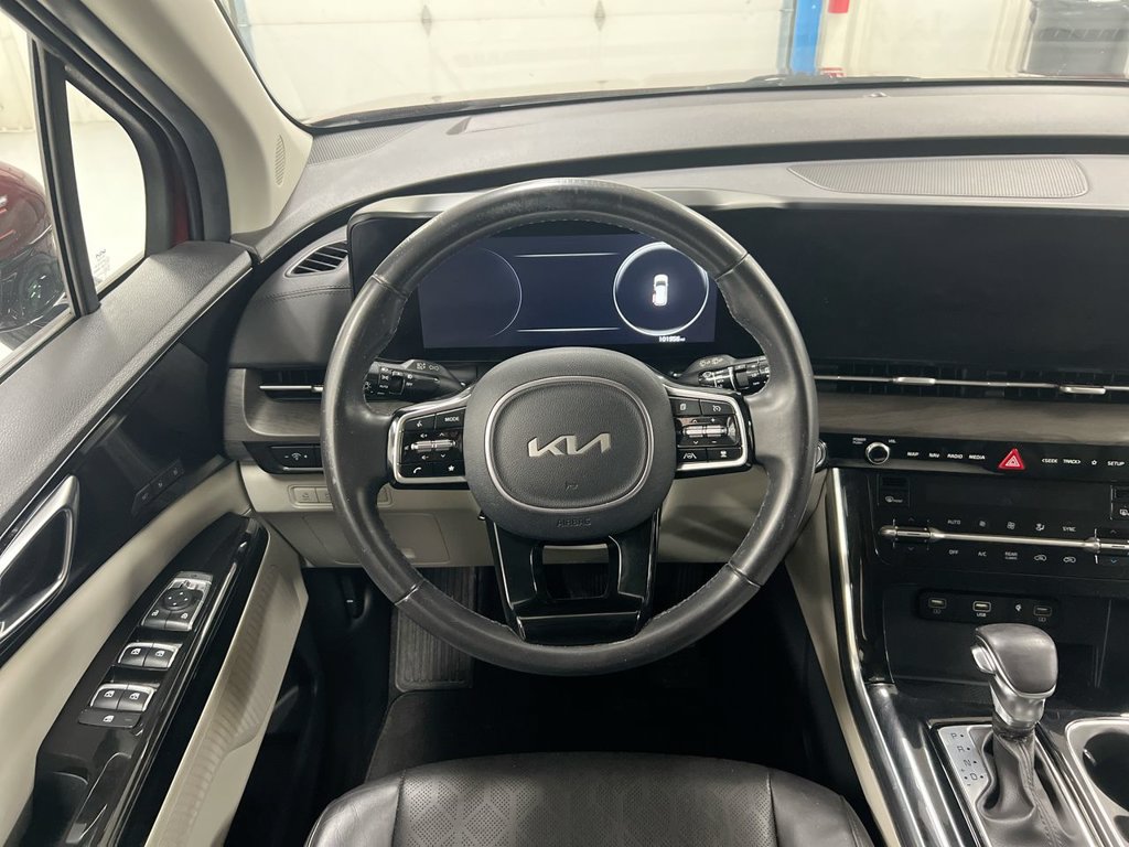 Used 2024 Kia Carnival SX FWD image 11
