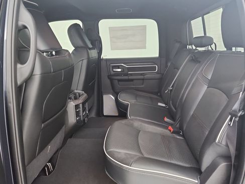 New 2026 RAM 2500 Laramie AWD/4WD image 31